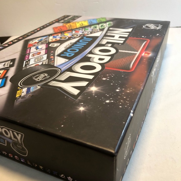 NHL-Opoly Junior Hockey Board Game Complete - Picture 11 of 15